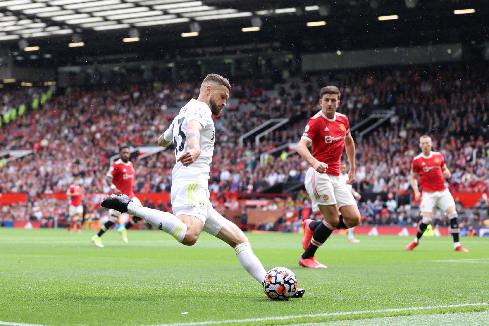 联赛中参与 联赛中参与